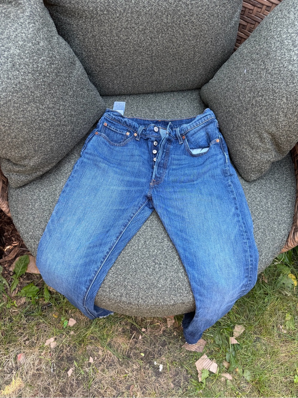 Levi 501s denim jeans with button fly - W31 L32